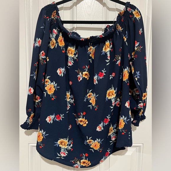 Rue+ Navy Blue w/ Yellow & Red Floral Design Off Shoulder Flowy Blouse Size 2X - Picture 3 of 9